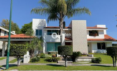 CASA EN VENTA EN FRACCIONAMIENTO CAMPESTRE EL CRISTE, ATLIXCO, PUEBLA.