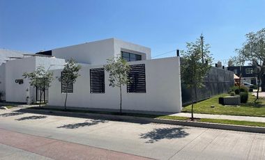 Cabo Metropolitano casa en renta con casa club