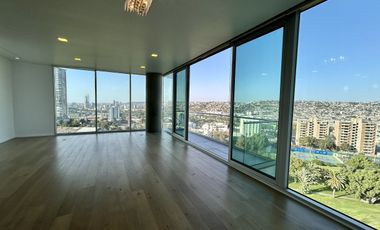 Renta departamento en Zona Dorada con una vista espectacular al Campo de Golf