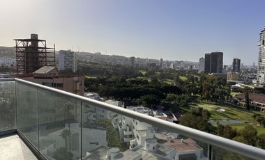 Renta departamento en Zona Dorada con una vista espectacular al Campo de Golf