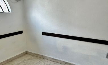 UBICADISIMO LOCAL COMERCIAL EN ESQUINA, VIV.  DE LA LOMA. A 1 CUADRA D GUSTAVO B