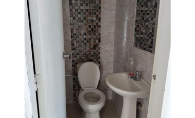 CASA EN VENTA EN MONTERA