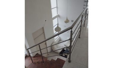 CASA EN VENTA EN MONTERA
