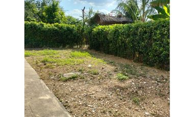 CASA EN VENTA EN MONTERA