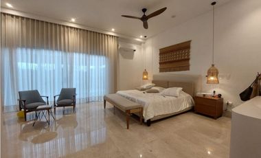 Casa en venta en conjunto cerrado en Montería