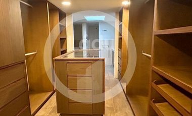 VENTA CASA EN FRACCIONAMIENTO (cerca Lienzo Charro Pedregal)