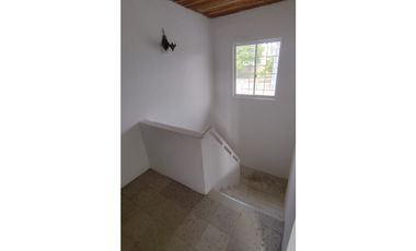 CASA EN VENTA EN LA PRADERA MONTERA