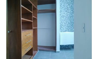 CASA CON PISCINA EN CONJUNTO CERRADO CAMPESTRE EN MONTERA