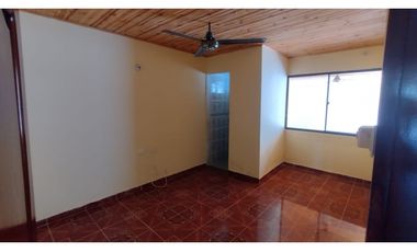 CASA EN VENTA EN EL B/ BUENAVISTA EN MONTERA