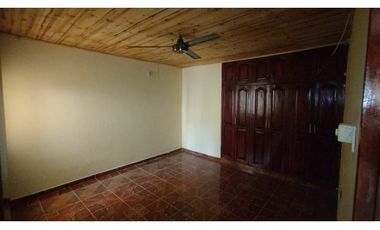 CASA EN VENTA EN EL B/ BUENAVISTA EN MONTERA