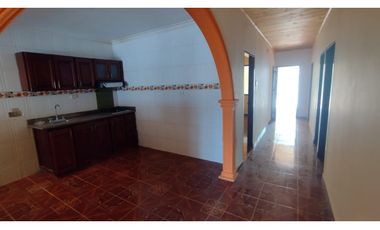 CASA EN VENTA EN EL B/ BUENAVISTA EN MONTERA