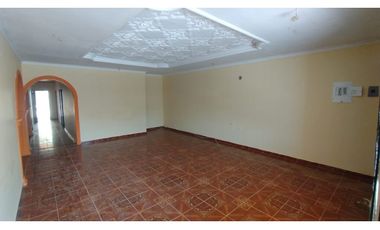 CASA EN VENTA EN EL B/ BUENAVISTA EN MONTERA