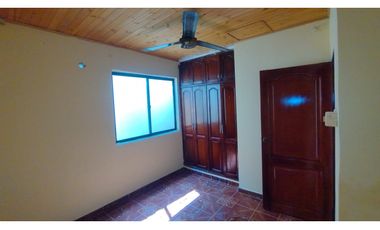 CASA EN VENTA EN EL B/ BUENAVISTA EN MONTERA