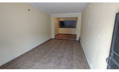 CASA EN VENTA EN EL B/ BUENAVISTA EN MONTERA