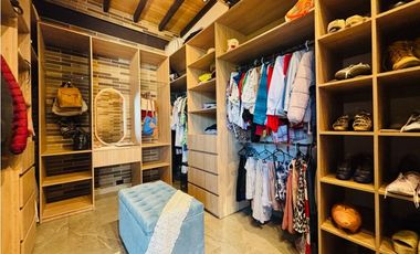 Hermosa casa campestre para la venta en unidad cerrada en el retiro