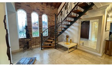 Casa para la venta en unidad cerrada en el el retiro sector penpenado