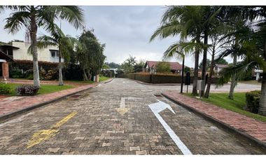 Casa para la venta en unidad cerrada en el el retiro sector penpenado