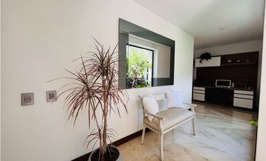 Hermosa casa campestre en venta en unidad cerrada via la ceja Rionegro