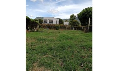 Lote en venta para construcción de edificio en la ceja Antioquía