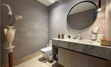 EN VENTA APARTAMENTO EN CASTILLOGRANDE VISTA A BAHA !