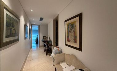 EN VENTA APARTAMENTO EN CASTILLOGRANDE VISTA A BAHA !