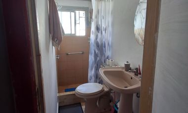 AMPLIA Y CÓMODA CASA A PASOS DE LA PLAYA. VISTA AL MAR