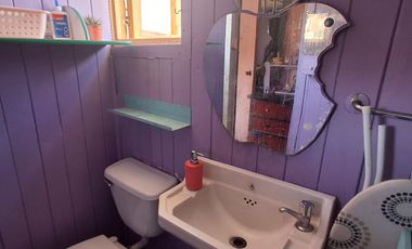 AMPLIA Y CÓMODA CASA A PASOS DE LA PLAYA. VISTA AL MAR