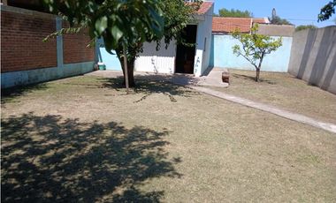 Lote con construcción Playa Serena