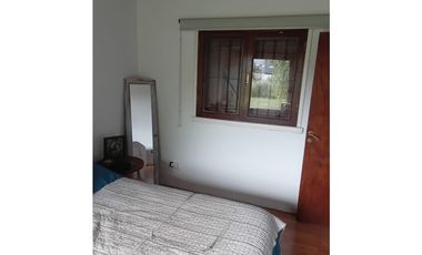 Casa 2 ambientes con cochera Los Acantilados