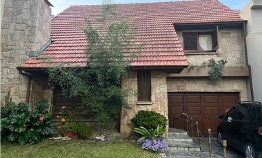 Chalet APTO CRÉDITO 4 ambientes - Zona Mundialista - Mar del Plata