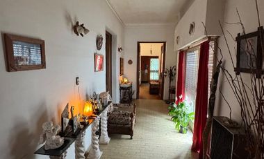 Casa en venta en Lujan Centro