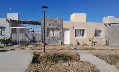 ALQUILER CASA AMOBLADA.2 DORM Y 2 BAÑOS. POCITO