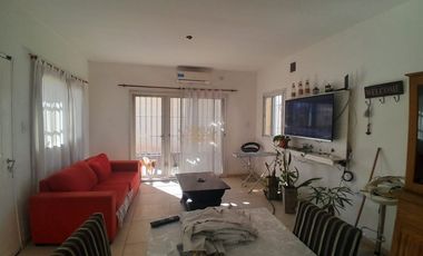 ALQUILER CASA AMOBLADA.2 DORM Y 2 BAÑOS. POCITO