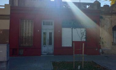 Venta Casa Multifamiliar a Reciclar Villa Luro