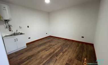 Oficina en Arriendo en Segundo piso of 2