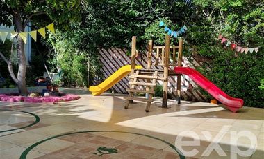 Oficina en Arriendo en Raúl Labbé con Padre Alfredo Arteaga