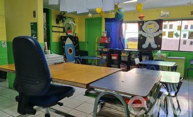 Oficina en Arriendo en Raúl Labbé con Padre Alfredo Arteaga