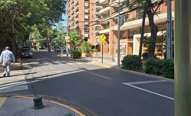 Oficina en Venta en Encomenderos / metro Tobalaba