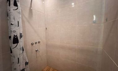 VENTA PH 2 AMB. RECICLADO EN LA PERLA APTO CREDITO