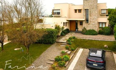 Casa en Arriendo en Condominio Los Ríos Piedra Roja