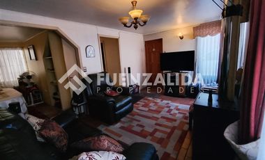 Casa en Venta en Cercano Supermercado Líder e Easy