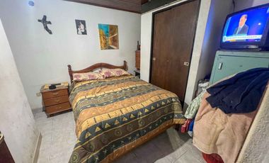 CASA 2 AMBIENTES CON LOCALES EN VENTA EZEIZA