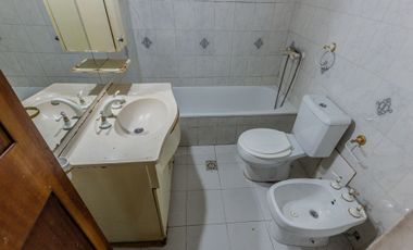 Venta 2 PH independientes en lote propio. Pompeya.