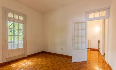 Venta 2 PH independientes en lote propio. Pompeya.