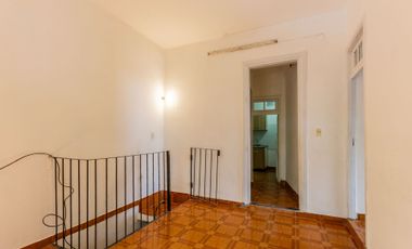 Venta 2 PH independientes en lote propio. Pompeya.