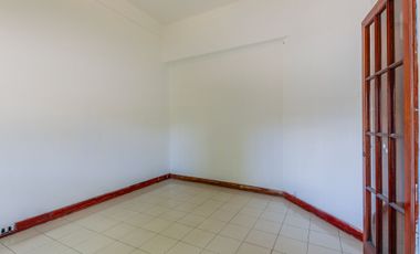 Venta 2 PH independientes en lote propio. Pompeya.