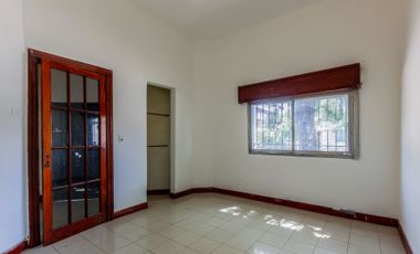 Venta 2 PH independientes en lote propio. Pompeya.