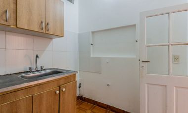 Venta 2 PH independientes en lote propio. Pompeya.