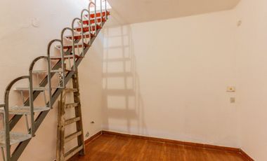 Venta 2 PH independientes en lote propio. Pompeya.