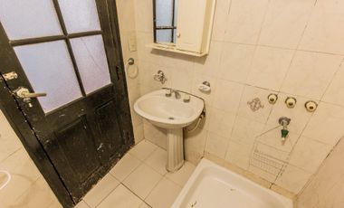 Venta 2 PH independientes en lote propio. Pompeya.